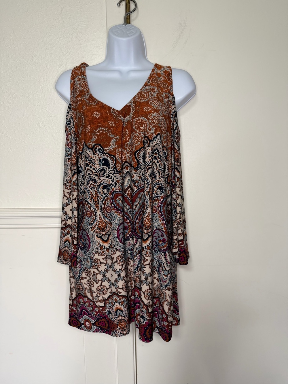 Coco Bianco Black Label on Multi-Tone Brown Fabric size L